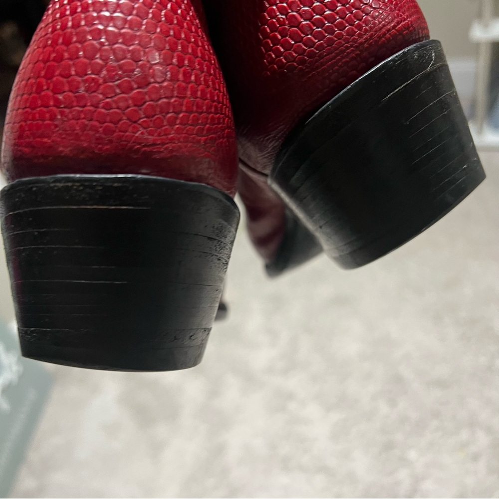 tres Outlaw Red Teju Lizard Women's
Classic 1538 - Picture 9 of 12